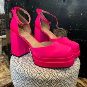 Wild Fable hot pink heels.